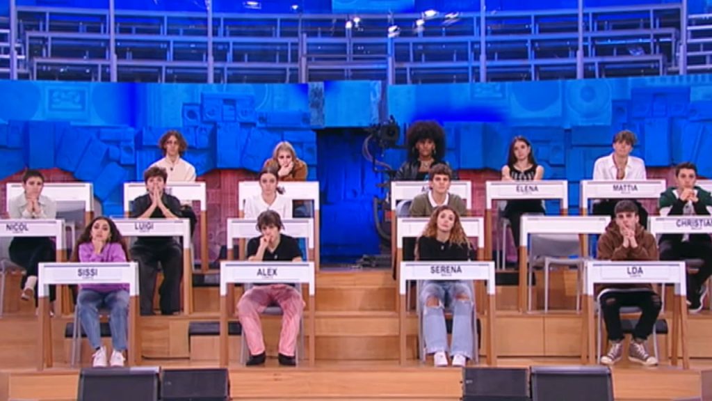 Amici 21, pessima figura per la classe: “Bimbetti viziati”, piovono punizioni