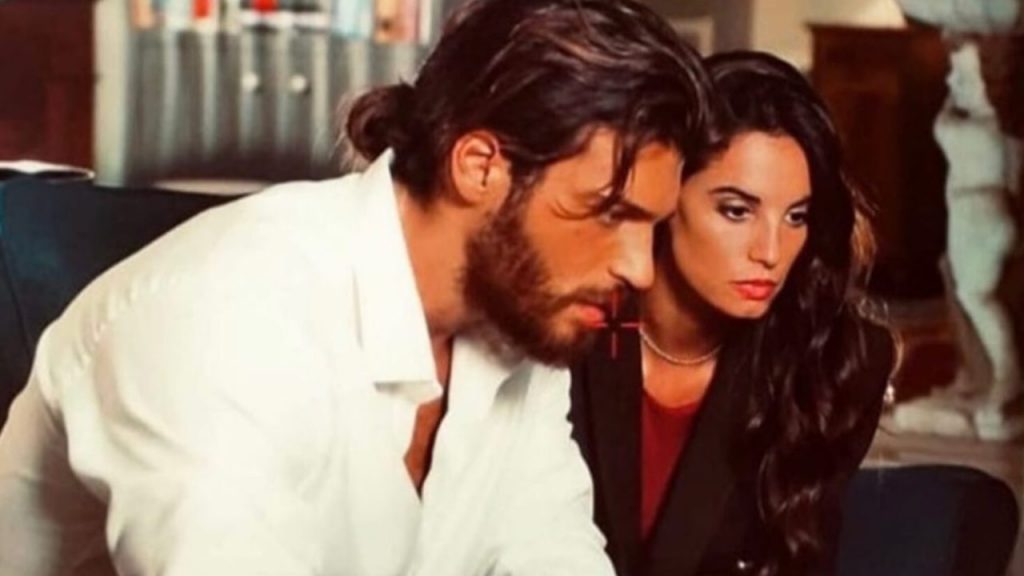 Can Yaman e Francesca Chillemi insieme? La reazione del fidanzato