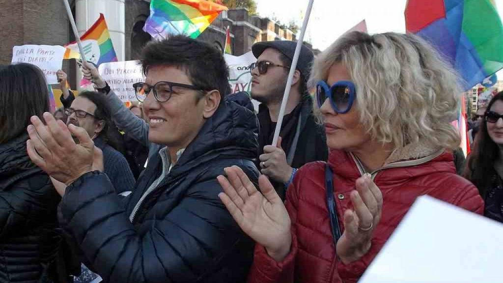 Eva Grimaldi e Imma Battaglia, una storia nata da un tradimento…