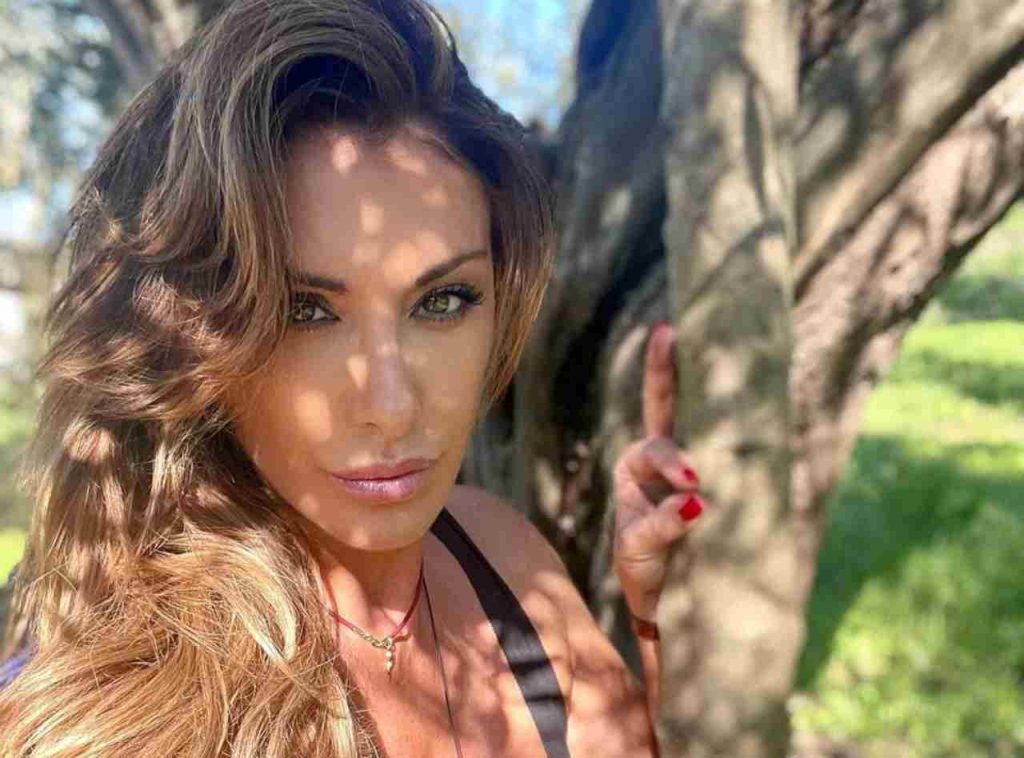 Sabrina Salerno, ex fidanzato: “Solo tre uomini nella mia vita”