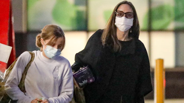 Angelina Jolie & Vivienne, 13, Step Out For A Grocery Run — Photos