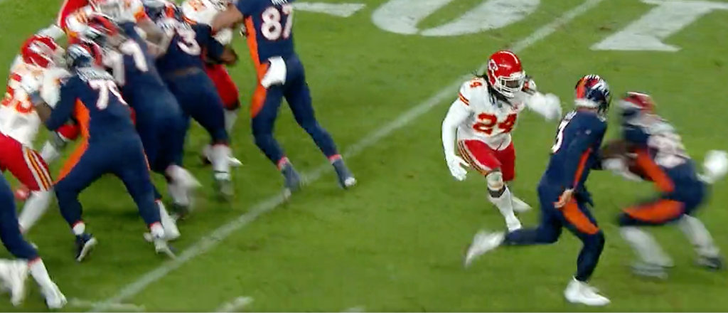 The Chiefs Defense Blew Up A Broncos Run And Scored A Touchdown