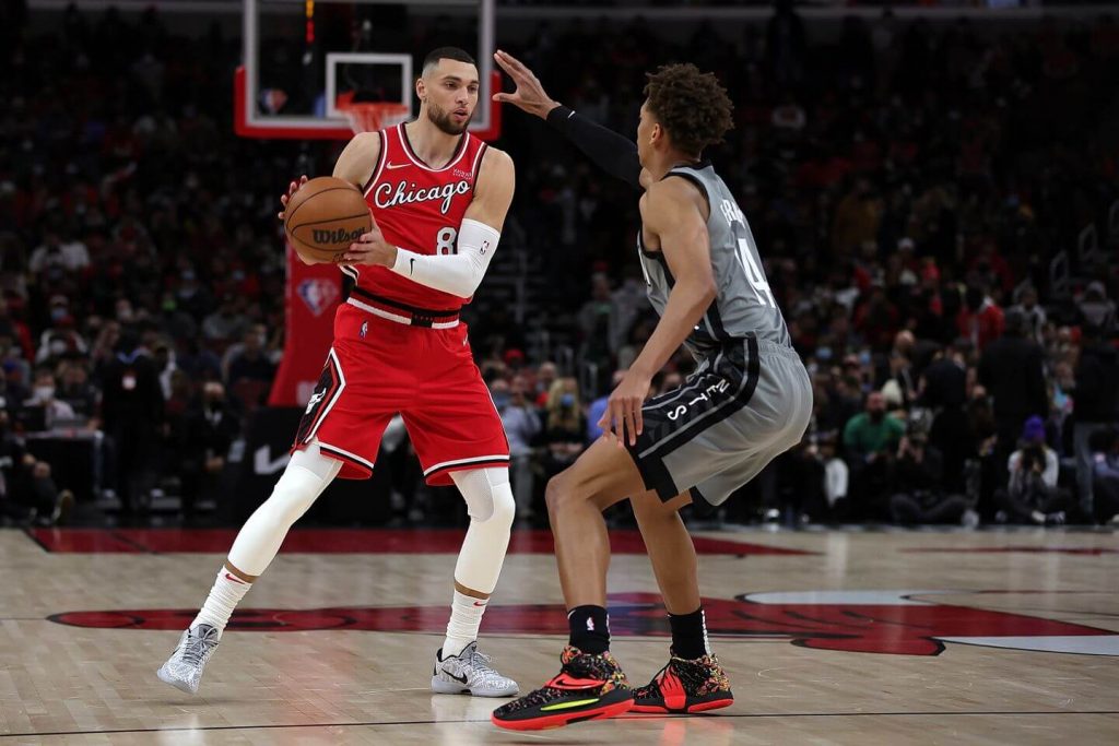 Zach LaVine Left Bulls-Warriors With A Left Knee Injury And Won’t Return