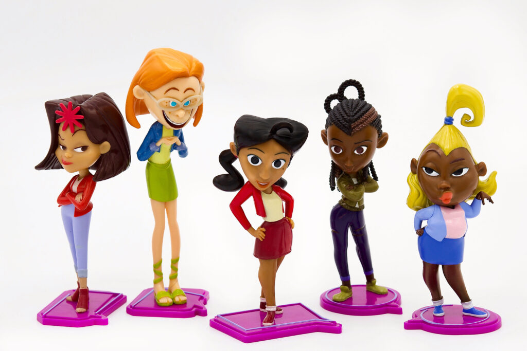 “The Proud Family: Louder & Prouder” Fashion Doll & Mini Figure Sets – Out Now
