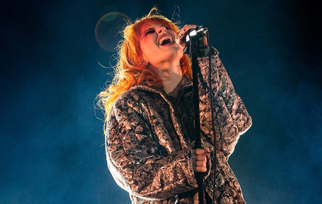 Hayley Williams Doesn’t “Dare” Play Guitar Live Because of Sexist Comments