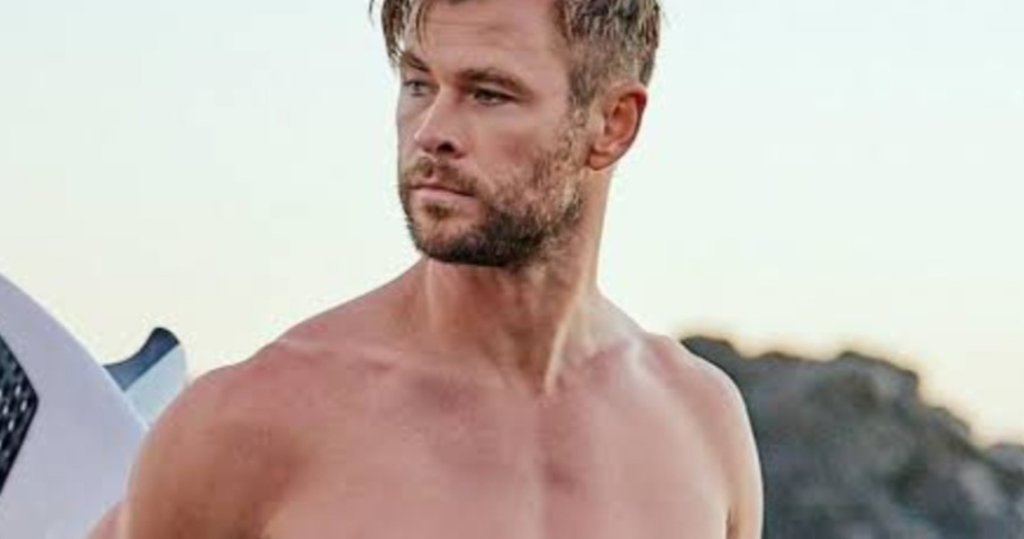 “How did he..?”- Fans Left Baffled After They Notice THIS One Thing in Chris Hemsworth’s Holiday Photo