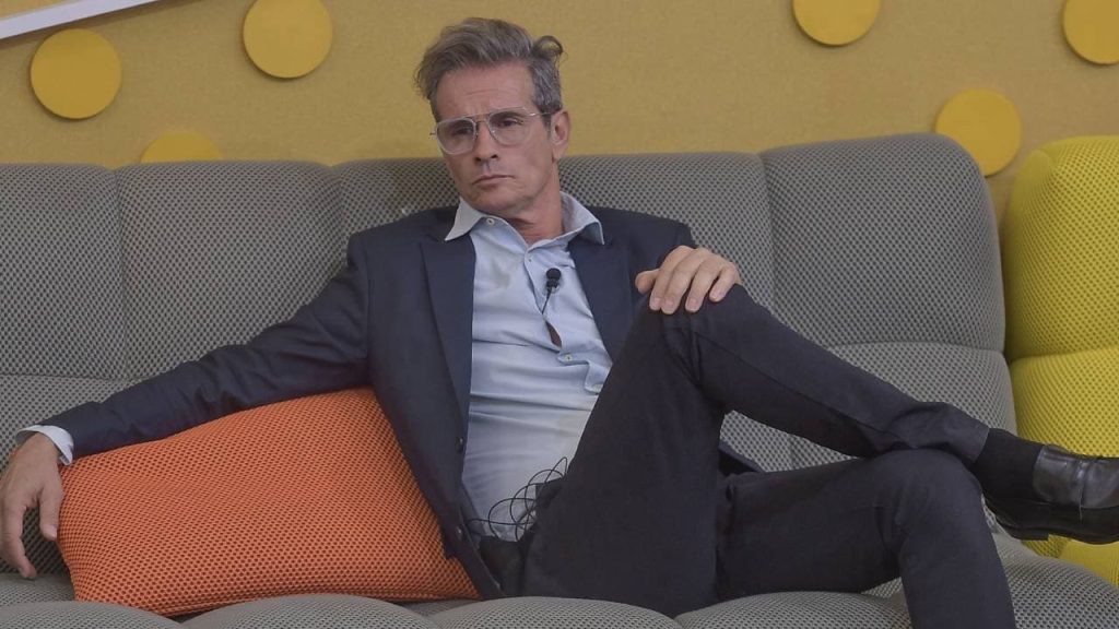 Marco Bellavia, la verità dietro al suo ritiro